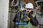 Młot więrcąco-kujący DeWalt DCH274N-XJ 18V XR 2,1J Sds-Plus bez akumulatora i ładowarki Nowość 3